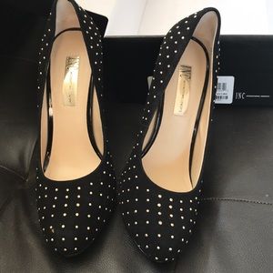 Women’s shoes